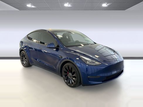 Used 2022 Tesla Model Y Performance AWD/4WD image 7