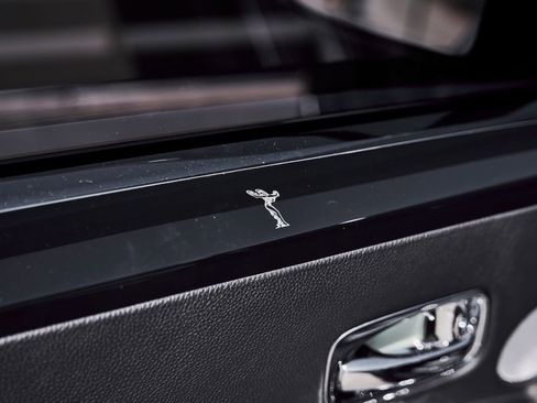 Used 2014 Rolls-Royce Ghost RWD image 35