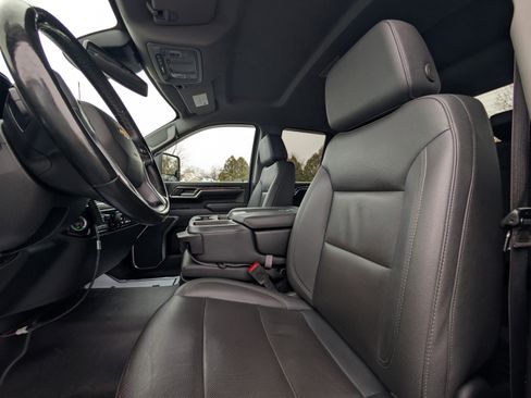 Used 2024 Chevrolet Silverado 2500 LTZ w/ Snow Plow Prep/Camper Package image 29