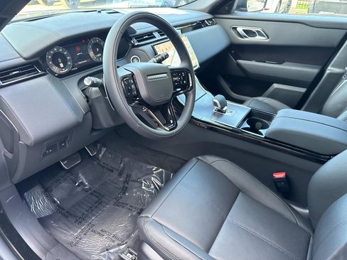 New 2026 Land Rover Range Rover Velar Dynamic SE image 22