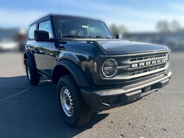 Used 2026 Ford Bronco 2-Door AWD/4WD image 2