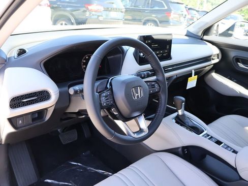 New 2026 Honda HR-V EX-L image 13