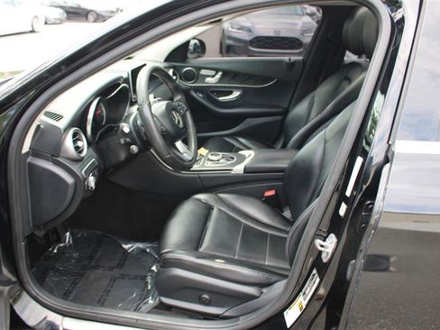Used 2017 Mercedes-Benz C 300 4MATIC Sedan image 10