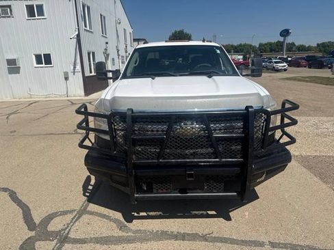 Used 2010 Chevrolet Silverado 3500 LT w/ Exterior Plus Package AWD/4WD image 6