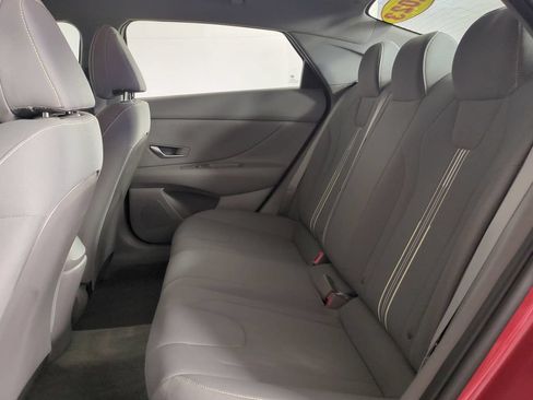 Used 2023 Hyundai Elantra SEL w/ Cargo Package FWD image 14