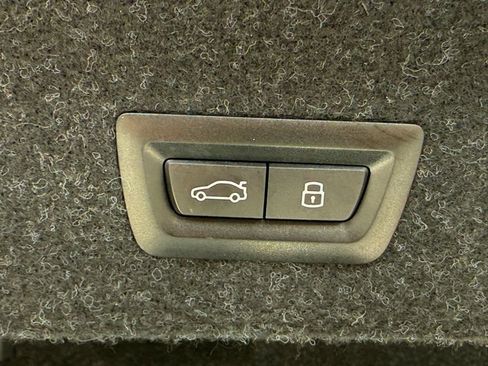 Used 2024 BMW M4 Coupe w/ Executive Package image 15