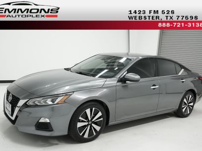 Used 2021 Nissan Altima 2.5 SV