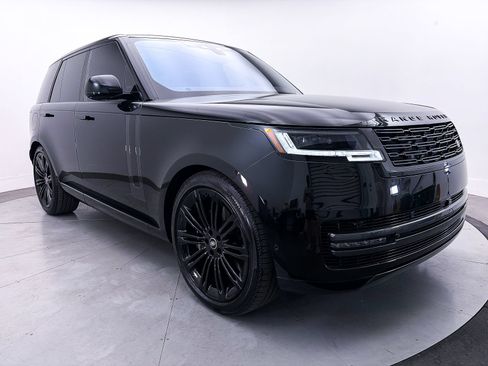 Used 2023 Land Rover Range Rover SE AWD/4WD image 12