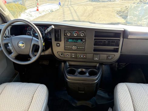 Used 2023 Chevrolet Express 3500 LS image 33