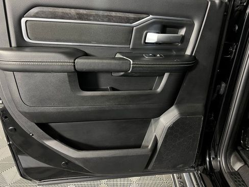 Used 2024 RAM 2500 Big Horn w/ Bed Utility Group image 27