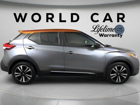 Used 2020 Nissan Kicks SR FWD image 4