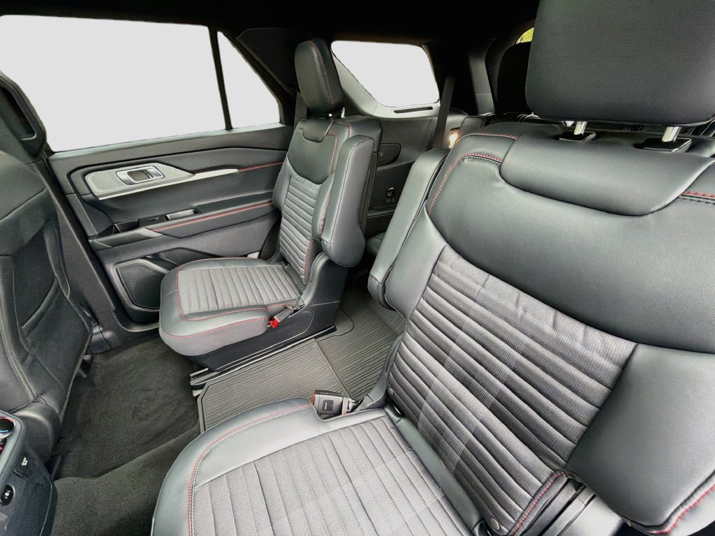 New 2027 Ford Explorer ST-Line w/ Premium Package AWD/4WD image 28