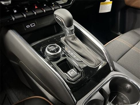 New 2025 GMC Canyon AT4 w/ Nightfall Edition image 16