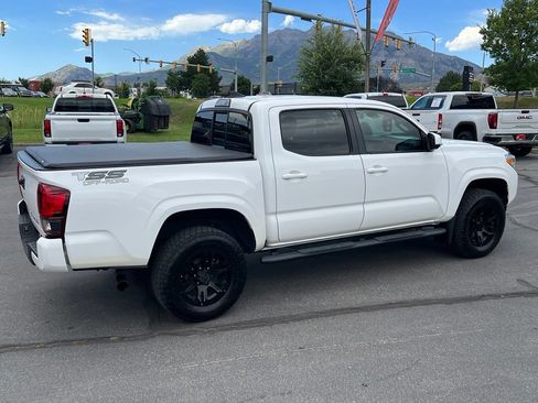 Used 2019 Toyota Tacoma SR w/ SR Convenience Package RWD image 8