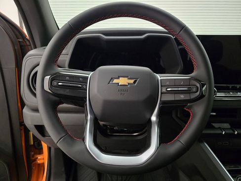 New 2025 Chevrolet Colorado W/T w/ WT Custom Package image 8