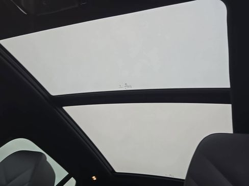 Used 2026 BMW X5 M60i image 24