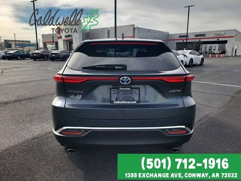 Used 2024 Toyota Venza Limited image 6