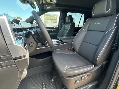 New 2026 Cadillac Escalade Sport w/ Touring Package AWD/4WD image 8
