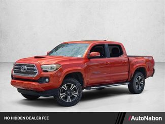 Used 2017 Toyota Tacoma TRD Sport AWD/4WD video 1