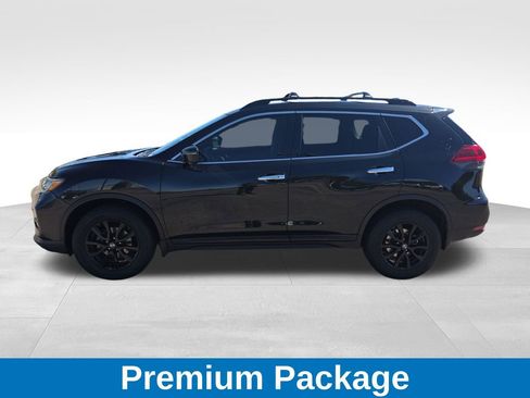 Used 2018 Nissan Rogue SV w/ Premium Package AWD/4WD image 3