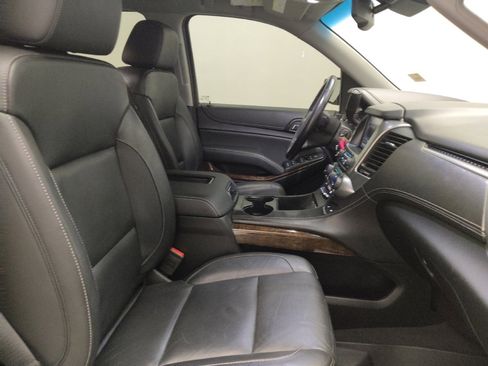 Used 2019 Chevrolet Tahoe LT image 21