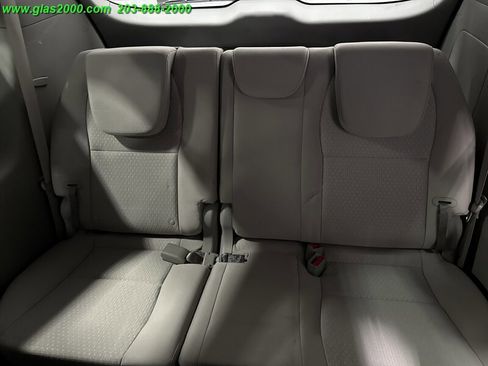 Used 2018 Kia Sedona LX image 36