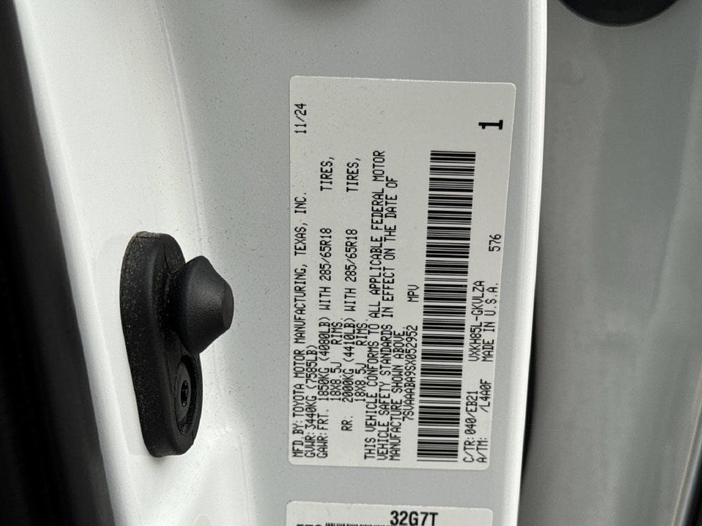 Used 2025 Toyota Sequoia TRD Pro AWD/4WD image 13