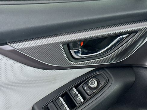 Used 2023 Subaru Crosstrek 2.5i Limited w/ Moonroof Package image 15