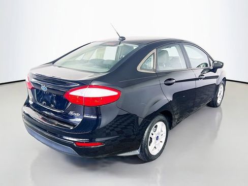 Used 2018 Ford Fiesta SE image 7