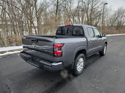 Used 2022 Nissan Frontier SV w/ Technology Package