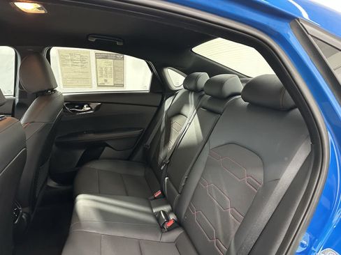 Used 2023 Kia Forte GT FWD image 11