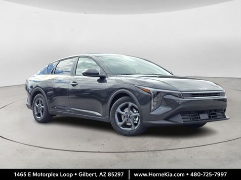 New 2026 Kia K4 FWD image 1