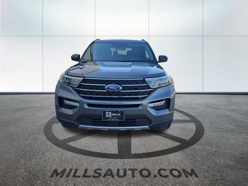 Used 2023 Ford Explorer XLT w/ Equipment Group 202A AWD/4WD image 2