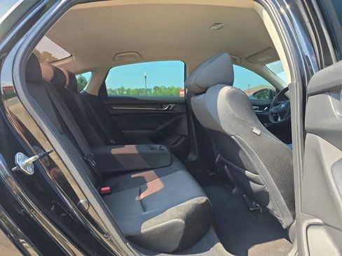 Used 2021 Honda Accord LX image 43