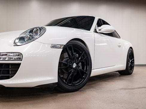 Used 2009 Porsche 911 GT3 RS image 21