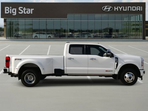 Used 2024 Ford F350 King Ranch w/ Chrome Package image 5