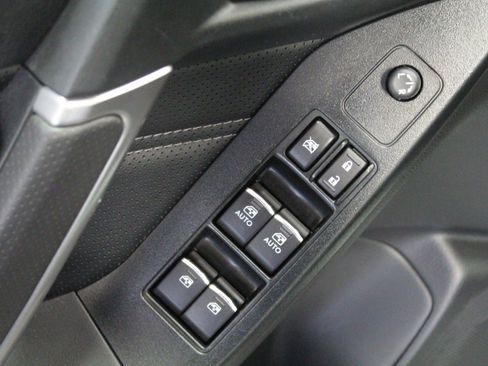 Used 2018 Subaru Forester 2.5i Touring image 20