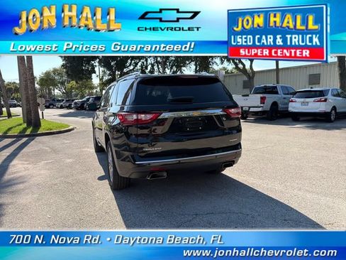 Used 2019 Chevrolet Traverse Premier w/ Driver Confidence II Package FWD image 7