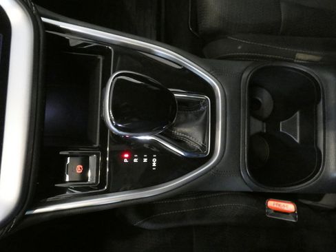 Used 2020 Subaru Outback Premium image 14