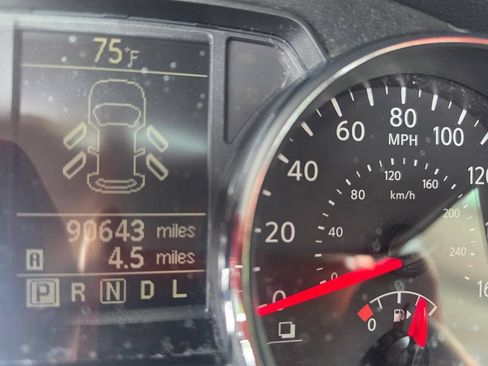 Used 2015 Nissan Rogue S w/ Convenience Package FWD image 45