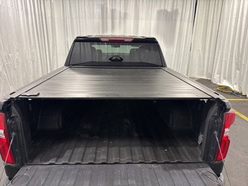 Certified 2022 Chevrolet Silverado 1500 RST image 6