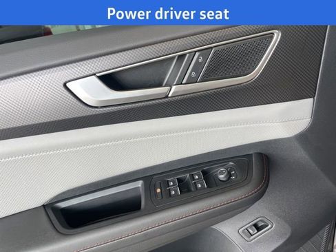 New 2026 Volkswagen Atlas Peak Edition image 8