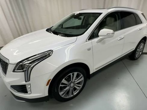 Used 2024 Cadillac XT5 Premium Luxury AWD/4WD image 4