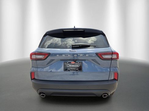 Used 2026 Ford Escape ST-Line w/ Tech Pack #1 FWD image 6