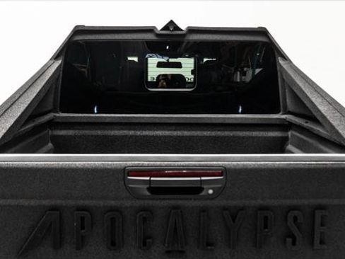 Used 2026 Jeep Gladiator Sport image 13