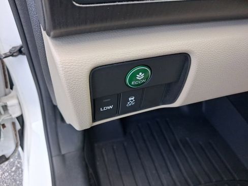Used 2015 Honda Accord EX-L image 21