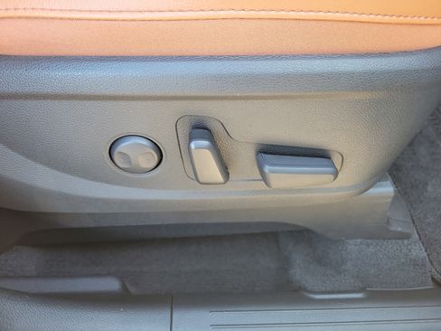 Certified 2024 Kia Telluride EX X-Line image 8