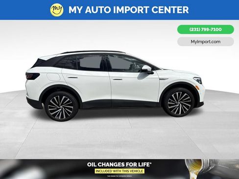 Used 2025 Volkswagen ID.4 Pro AWD/4WD image 8