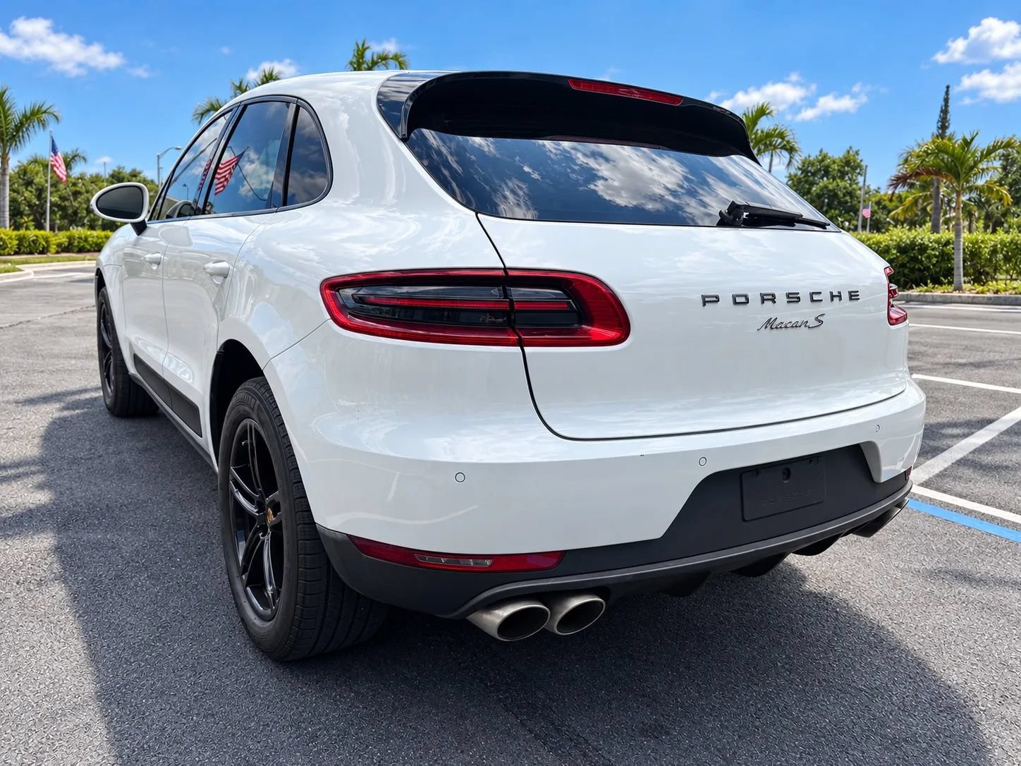 Used 2016 Porsche Macan S AWD/4WD image 9