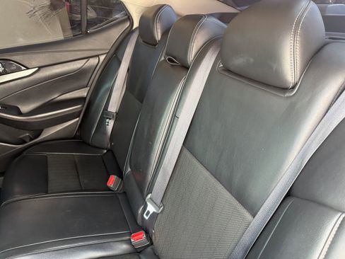 Used 2021 Nissan Maxima 3.5 SV w/ Floor Mat Group FWD image 19